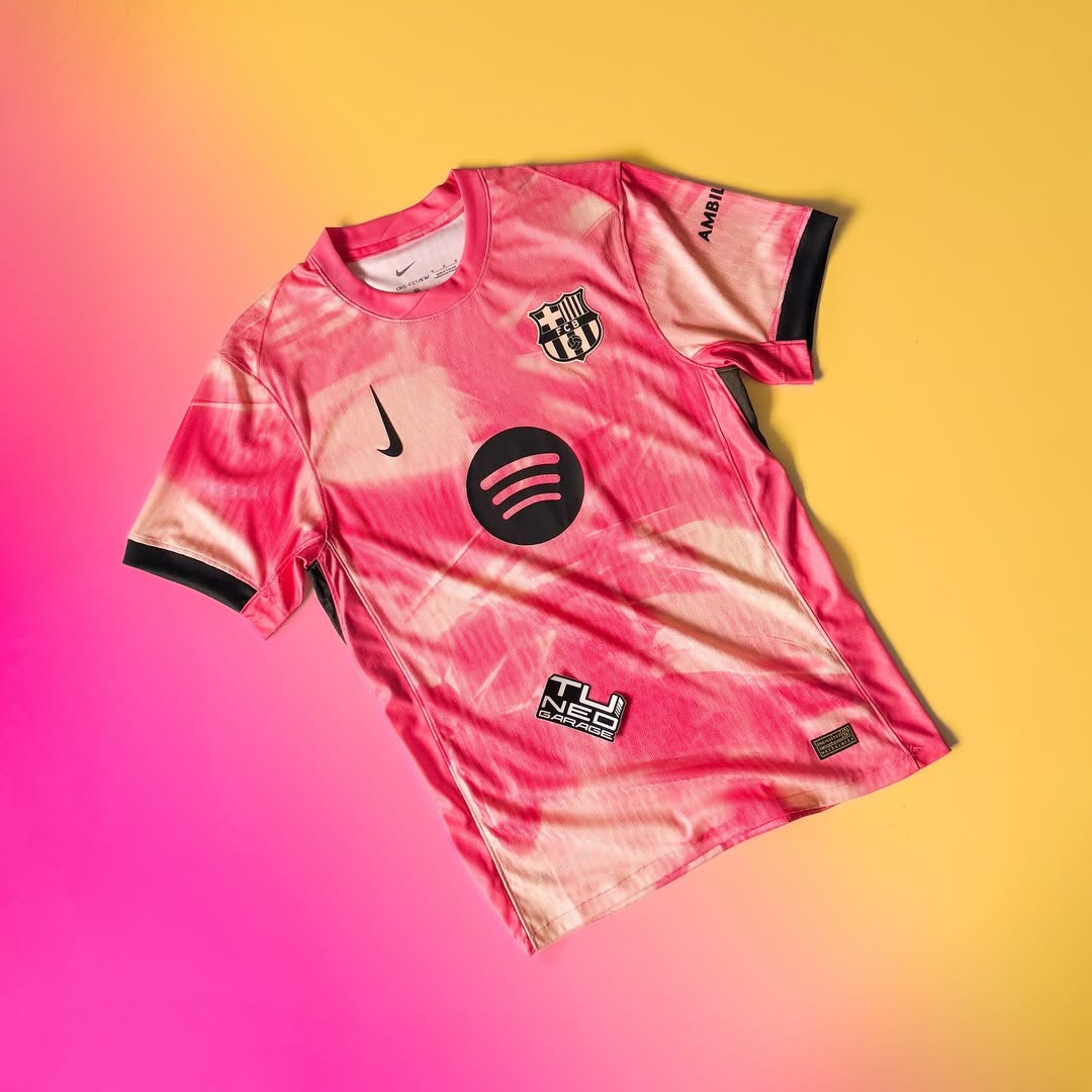 25/26 Barcelona 'Strawberry Cheesecake' Special Edition Jersey